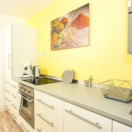 Ferienwohnung Nahe Messezentrum Apartment *